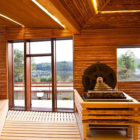 To Wellness Hotel Банк Екстер'єр фото