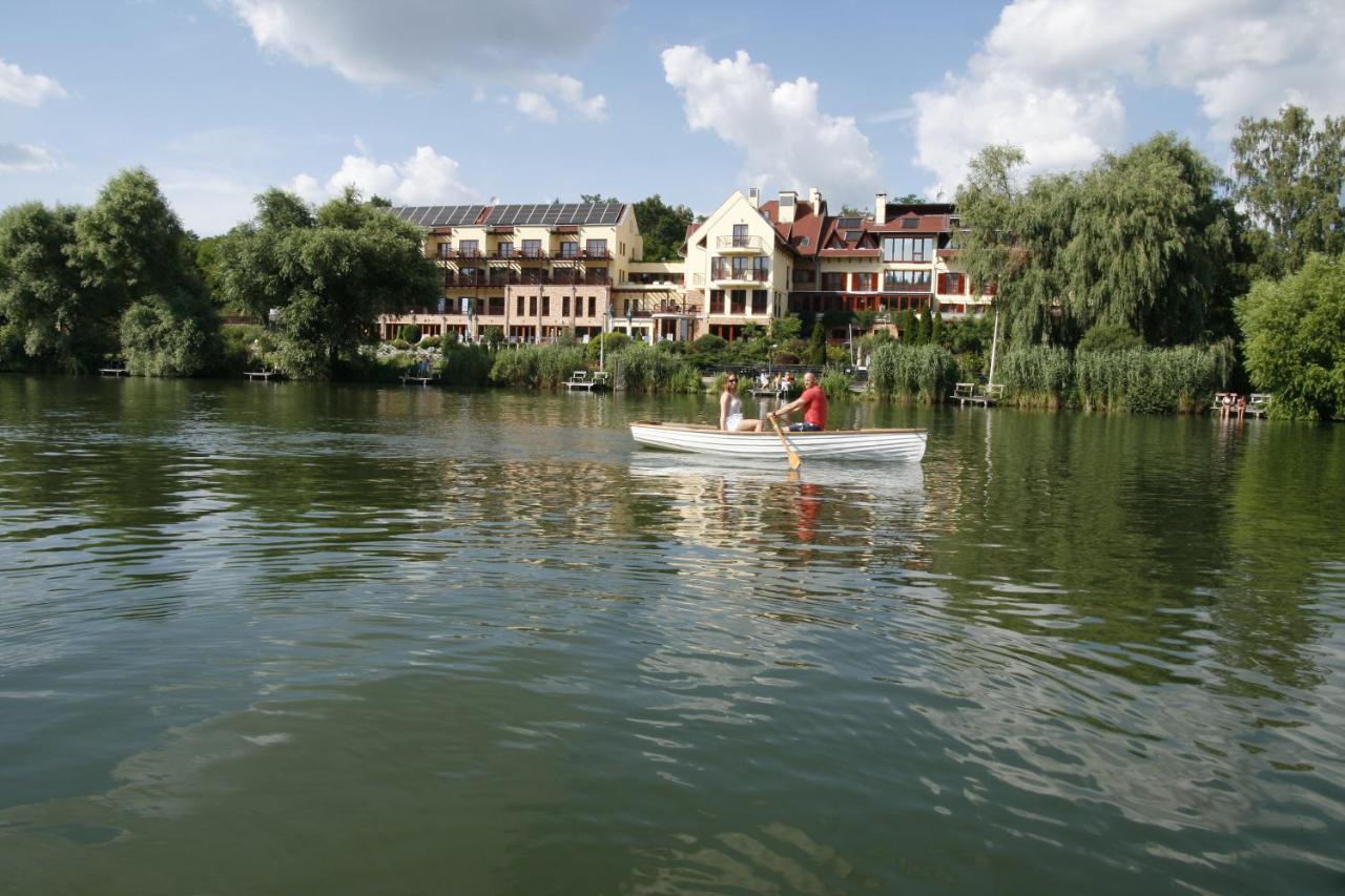 To Wellness Hotel Банк Екстер'єр фото