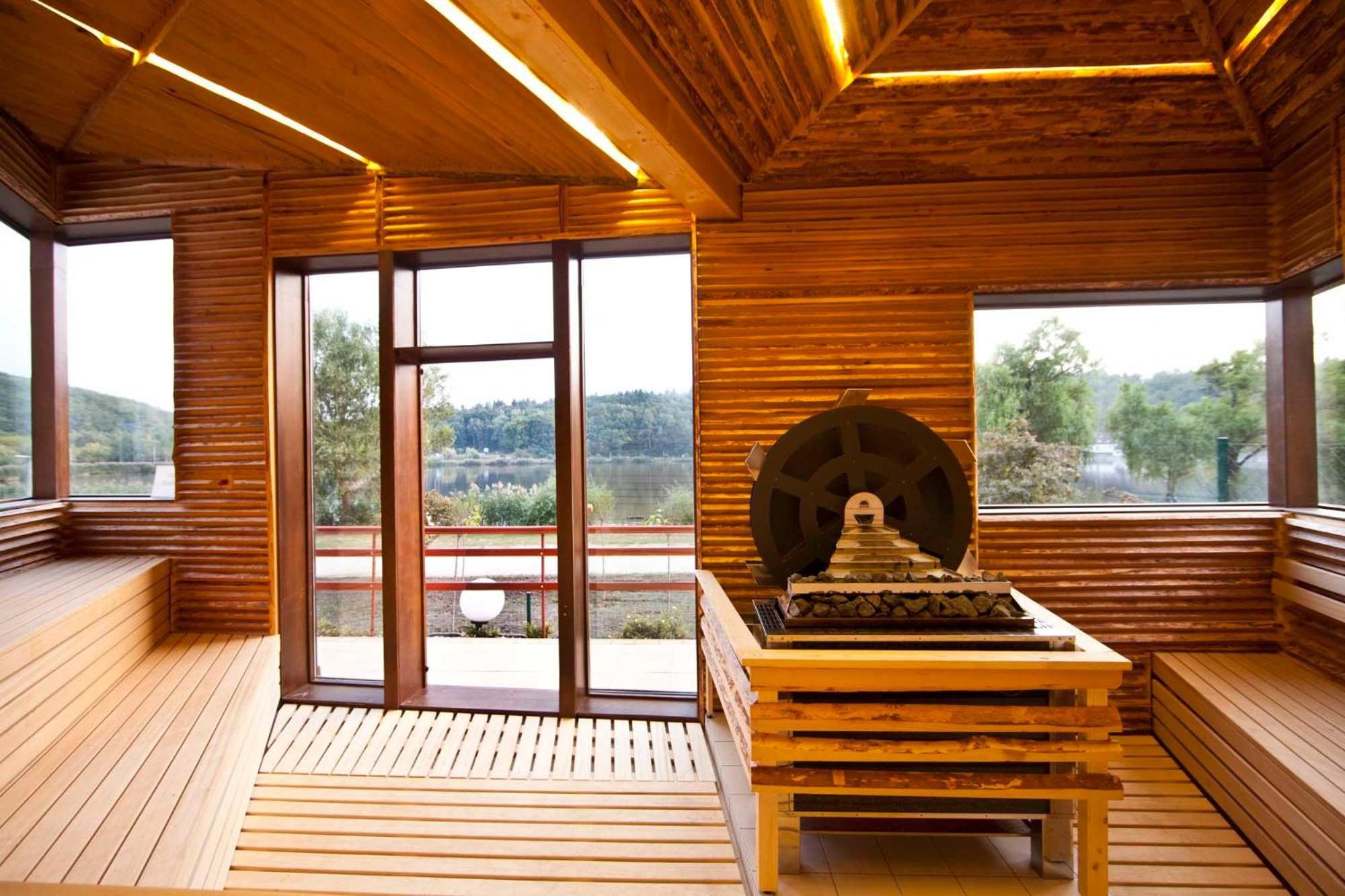 To Wellness Hotel Банк Екстер'єр фото